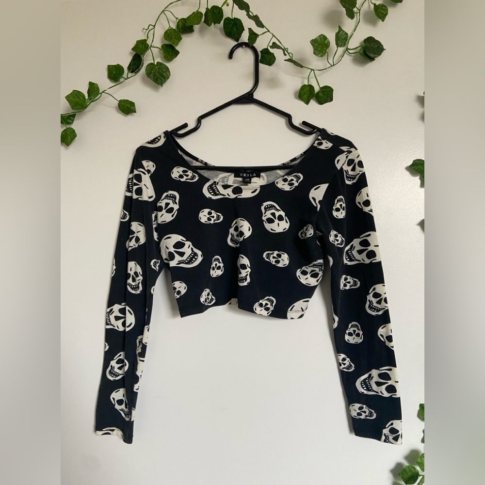 UK2LA Goth Grunge Skull Print Long Sleeve Crop Top Size L, Halloween Spooky